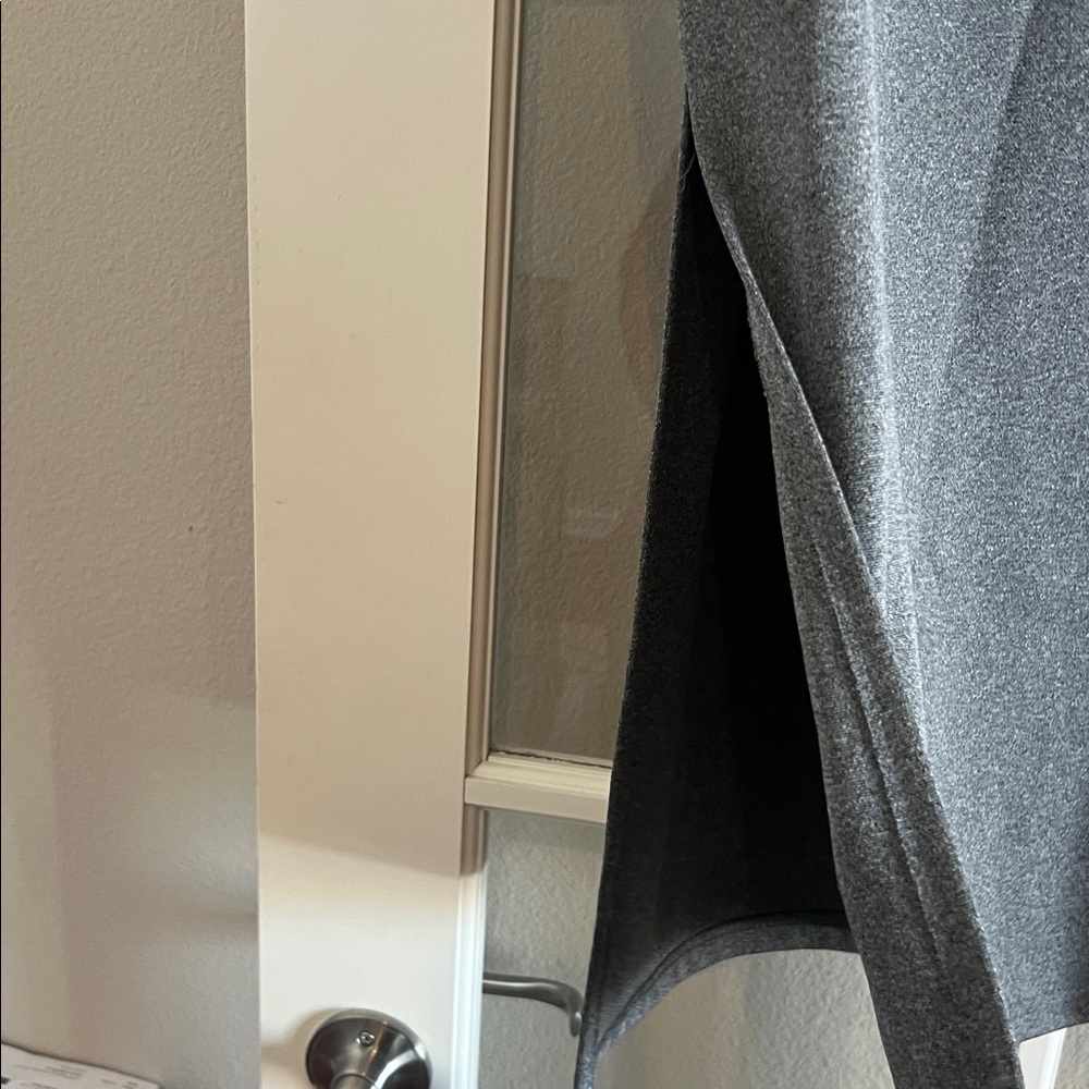 Elegant Gray Midi Skirt - Picture 3 of 8